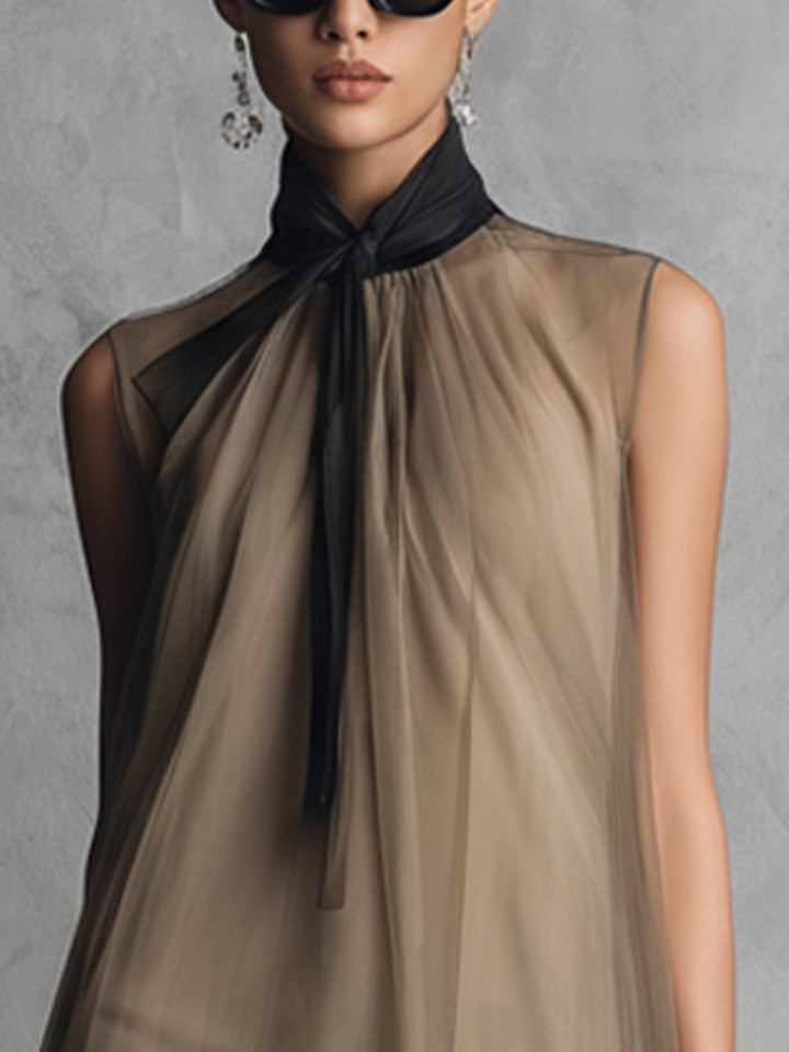 Milena | Abito drappeggiato in chiffon caqui con lazo al collo