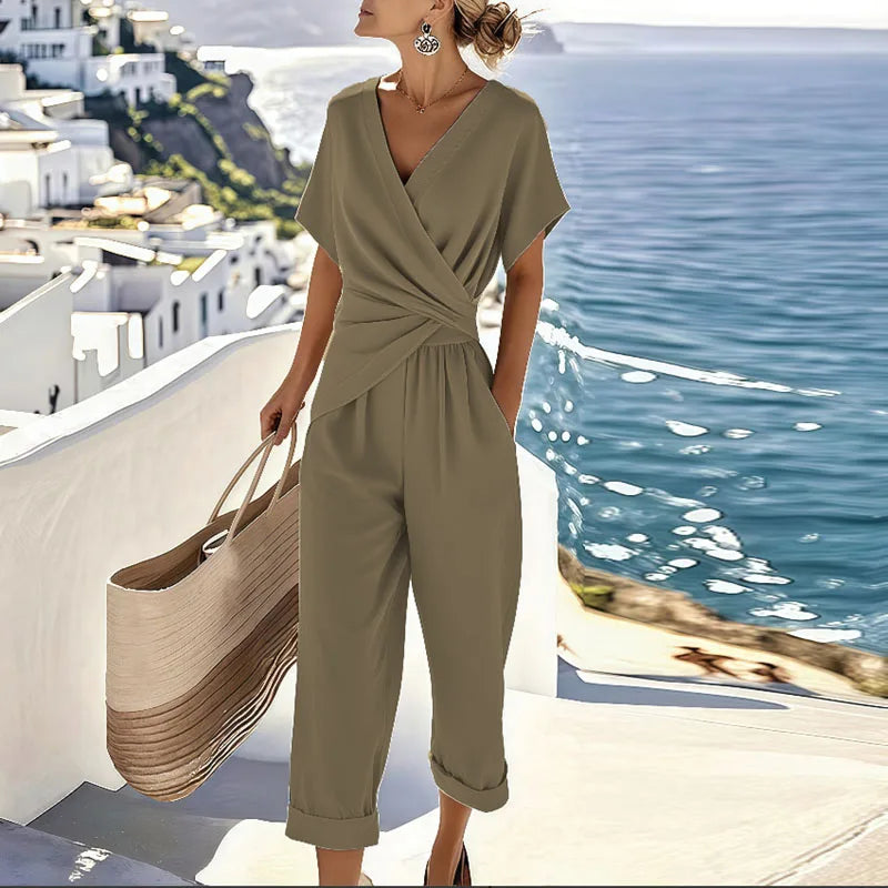 Marche | Completo due pezzi beige con top incrociato e pantaloni cropped