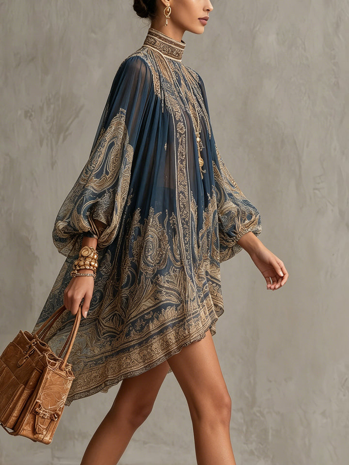 Rimini | Mini abito in chiffon blu navy con stampa barocca dorata